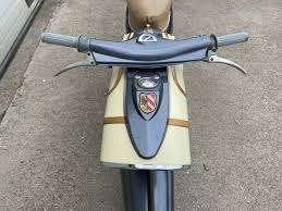 Gezocht victoria merk logo koplamp zie afbeelding, Fietsen en Brommers, Brommers | Oldtimers, Ophalen of Verzenden, Overige merken