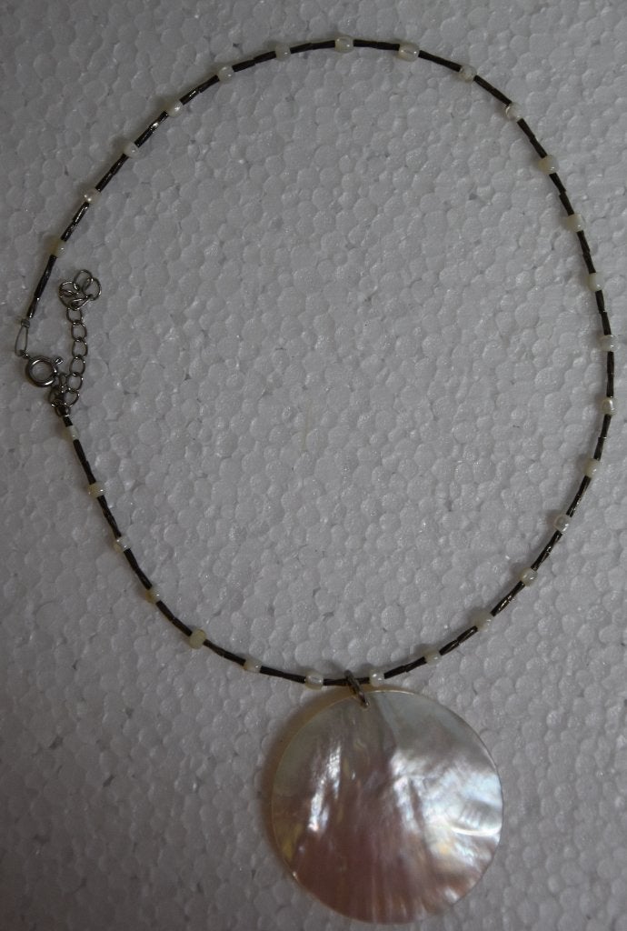 ketting kralen met schelp parelmoer dames tiener sieraad, Ophalen of Verzenden, Zo goed als nieuw, Hanger