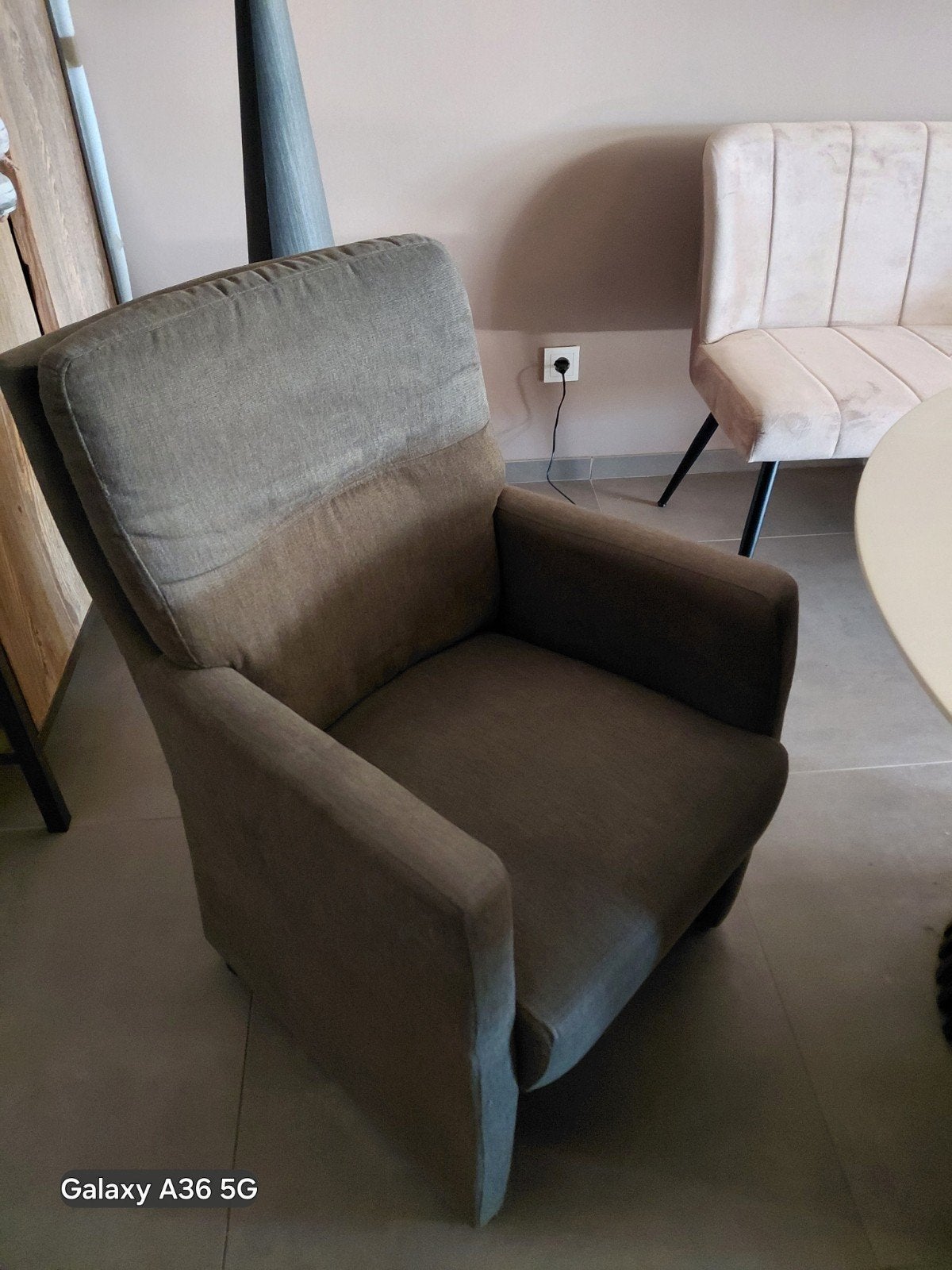 6 taupe eetkamerstoelen - zo goed als nieuw, Huis en Inrichting, Ophalen, Overige kleuren, Zo goed als nieuw, Stof