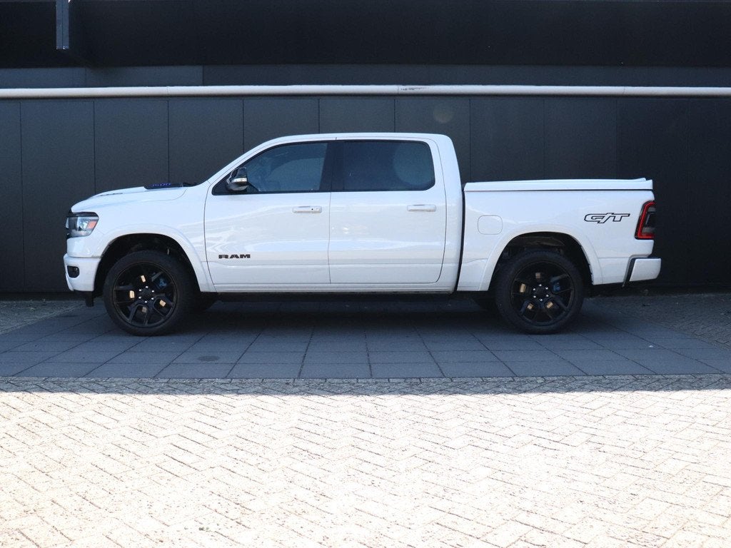 Dodge Ram 1500 LARAMIE GT | LEDER | MEMORY | PANO-DAK | LUCH, Automaat, Stof, Gebruikt, 5654 cc