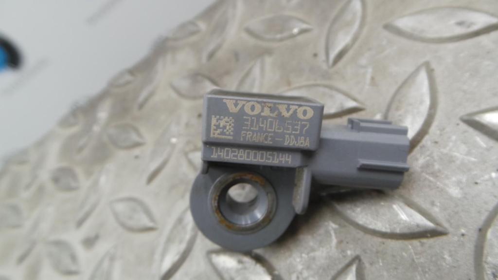 VOLVO V40 AIRBAG SENSOR 2014, Ophalen of Verzenden, Gebruikt, ARN erkend