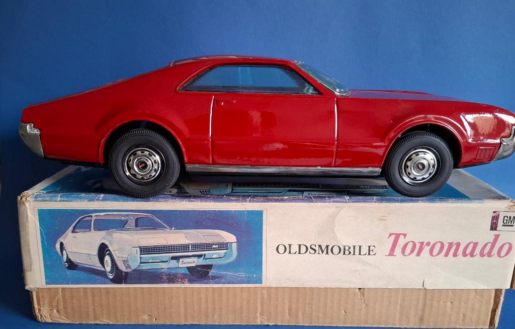 ATC Japan  Oldsmobile Toronado blikken auto ovp, Ophalen of Verzenden