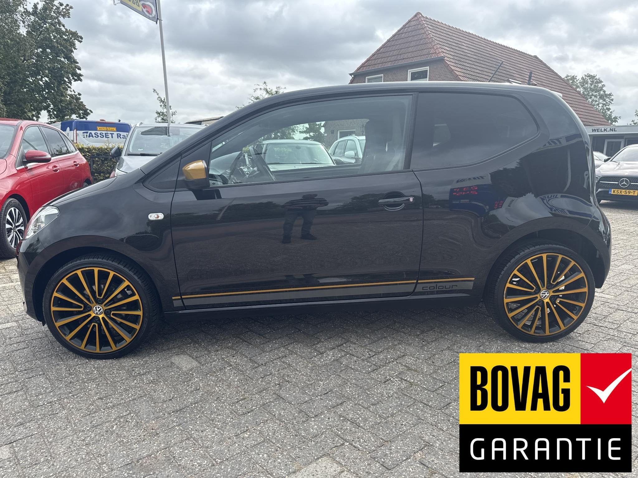 Volkswagen Up! 1.0 up! Colour Edition, Stof, Gebruikt, Bedrijf, 3 cilinders