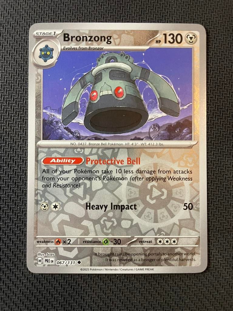 Bronzong 067/131 Reverse Holo Prismatic Evolutions Packfresh, Ophalen of Verzenden, Zo goed als nieuw