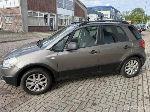 Fiat Sedici 1.6-16V Young KM NAP -AIRCO-DIV EXTR'S, Auto's, Fiat, Voorwielaandrijving, Euro 5, Stof, Gebruikt