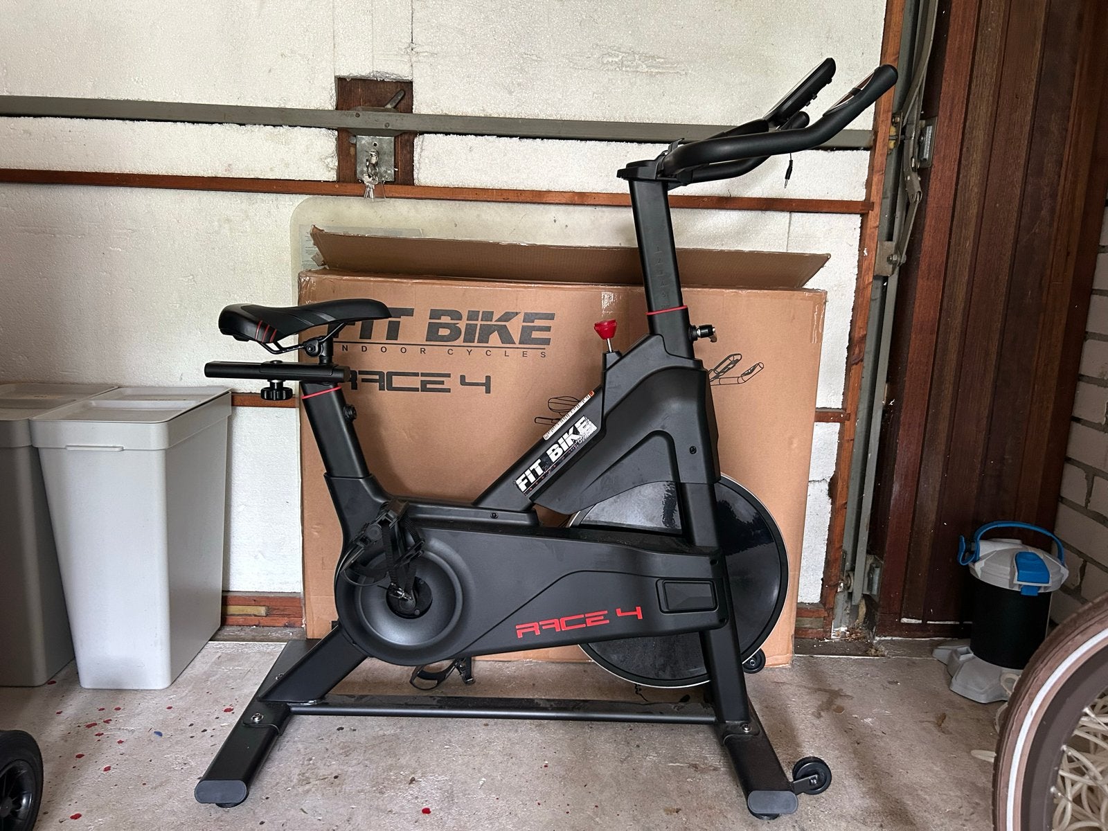 Fit Bike Race 4 Indoor Cycle - Zo goed als nieuw, Sport en Fitness, Ophalen, Spinningfiets, Zo goed als nieuw, Metaal