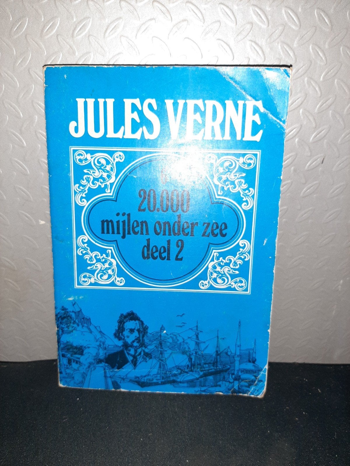 Jules Verne - 20.000 mijlen onder zee deel 2, Boeken, Ophalen of Verzenden, Gelezen