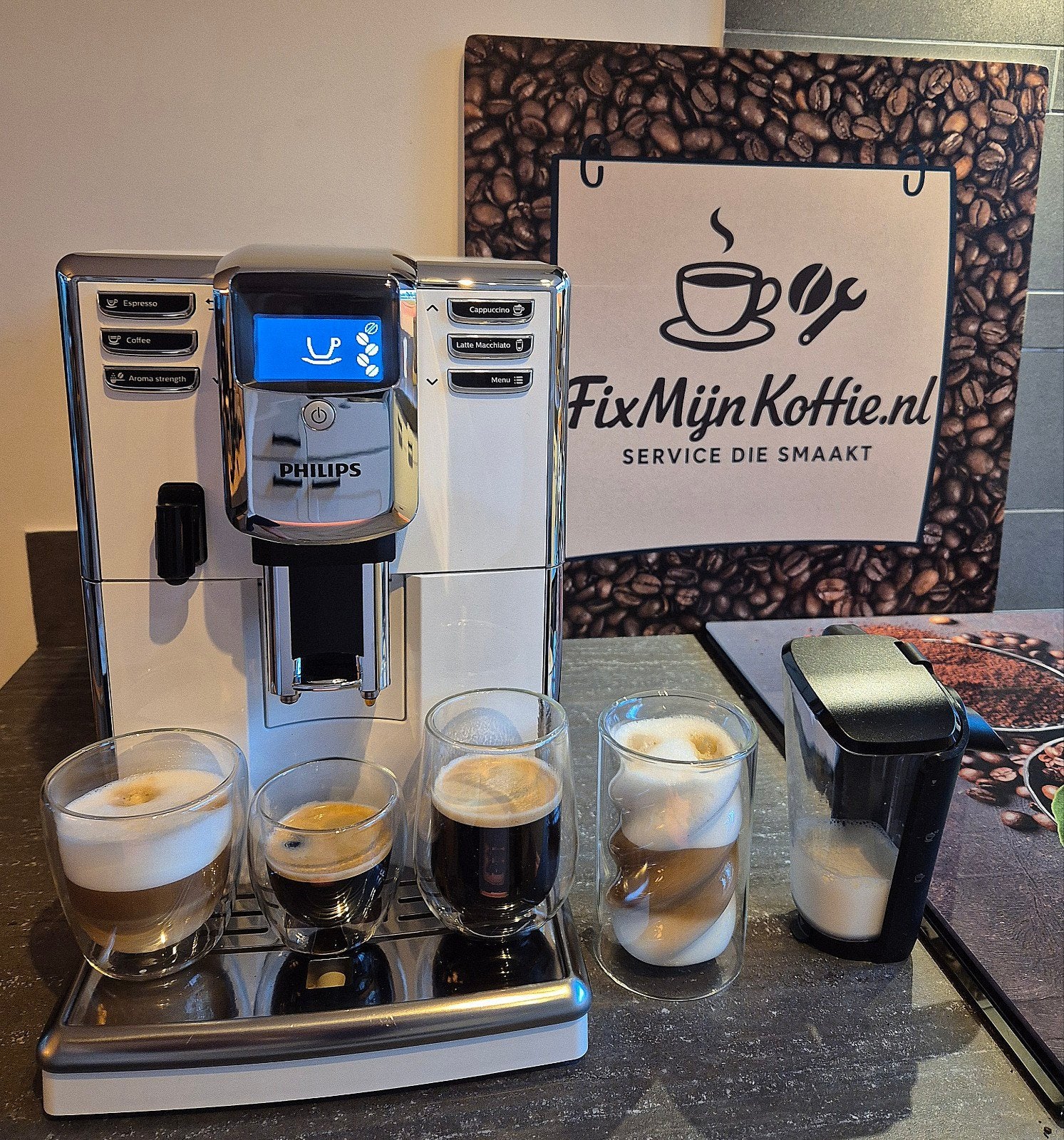 ️Zeer nette Philips 5300 Lattego koffiemachine ️, Gemalen koffie, Ophalen of Verzenden, Info@fixmijnkoffie.nl, Afneembaar waterreservoir