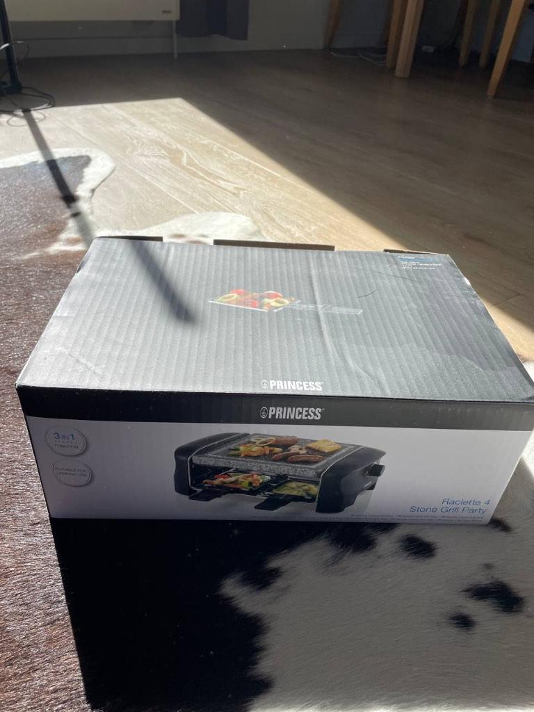 Princess Raclette / Stone Grill Party – NEW (3-in-1), Ophalen of Verzenden, Nieuw, 4 t/m 7 personen
