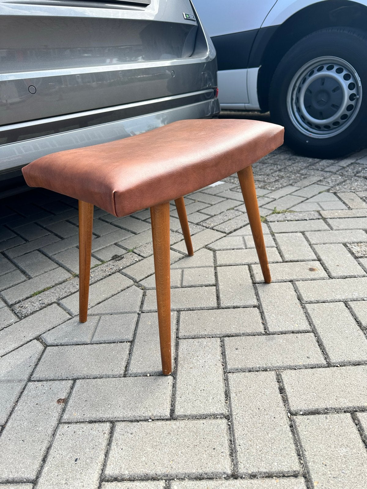 Scandinavisch design leren voetenbankje jaren 50/60, Ophalen, Zo goed als nieuw, Leer, Scandinavisch