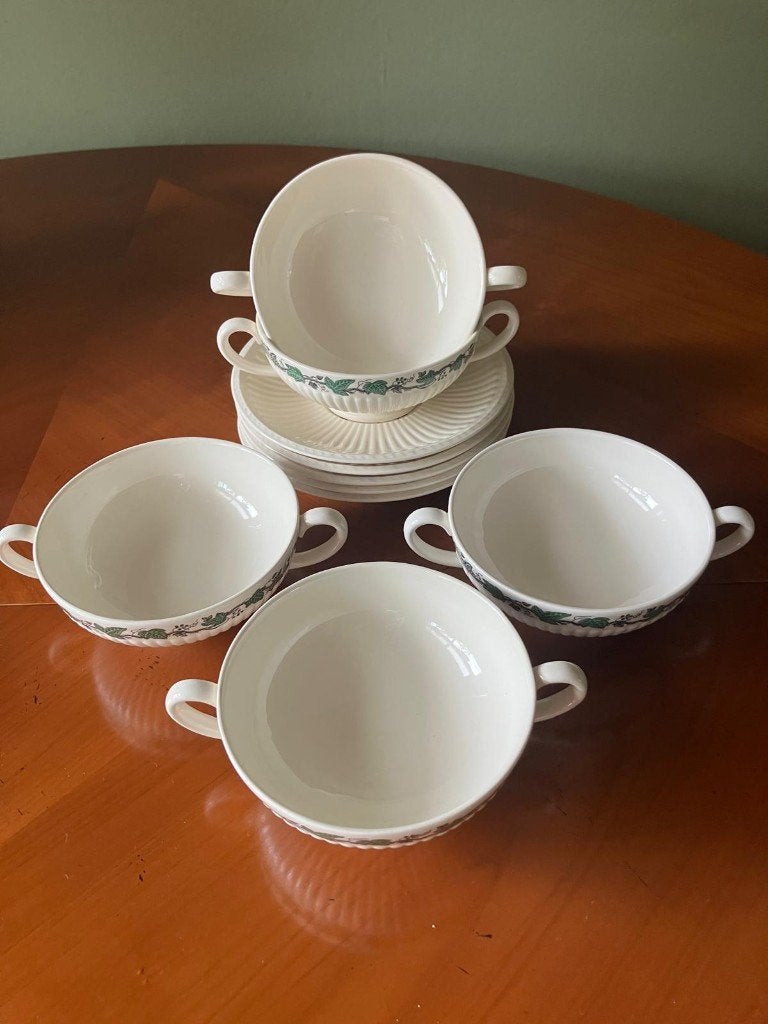 Wedgwood Edme Stratford soepkommen met schotel, Huis en Inrichting, Keuken | Servies, Ophalen of Verzenden, Zo goed als nieuw
