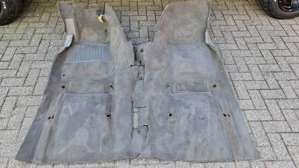 Tapijt vloerbedekking grijs antraciet BMW 3 serie E30 sedan, Auto-onderdelen, Interieur en Bekleding, Ophalen, Gebruikt, -, -
