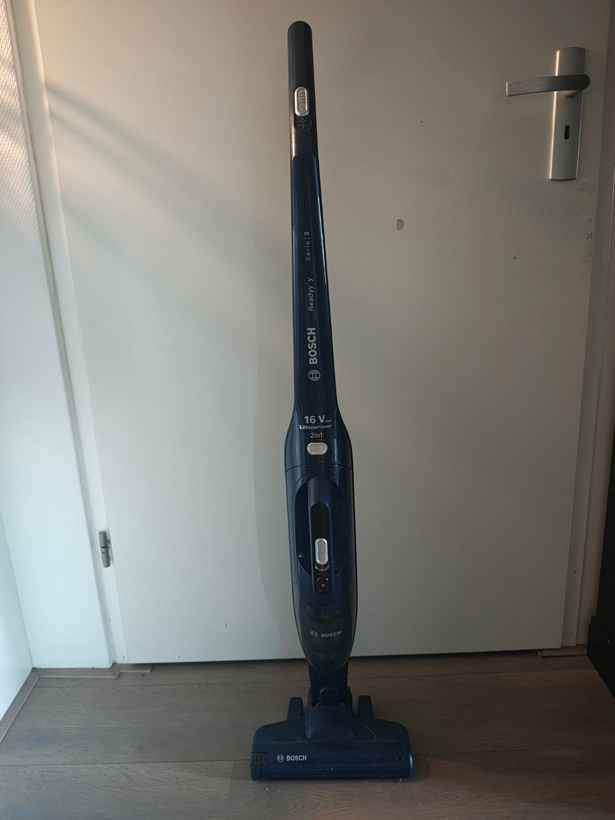 Bosch Readyy'y Serie 2 steel stofzuiger, Witgoed en Apparatuur, Stofzuigers, Bosch, Overige typen, Ophalen of Verzenden, Zo goed als nieuw