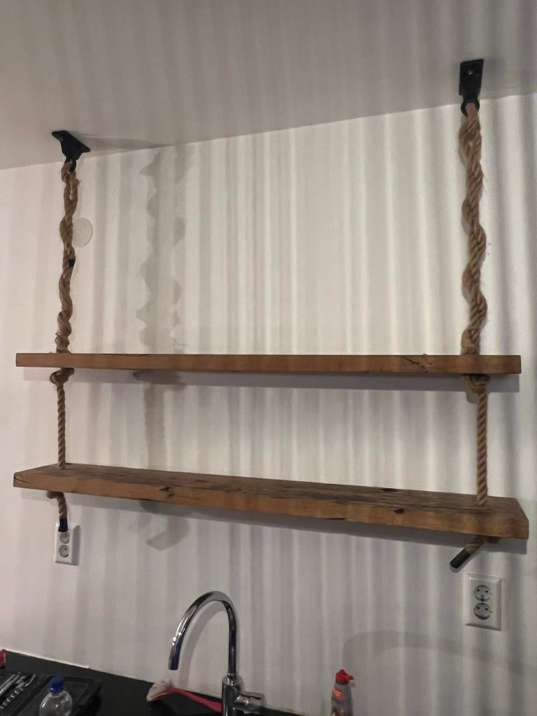 Rustieke houten planken met touwophanging, Ophalen, Gebruikt