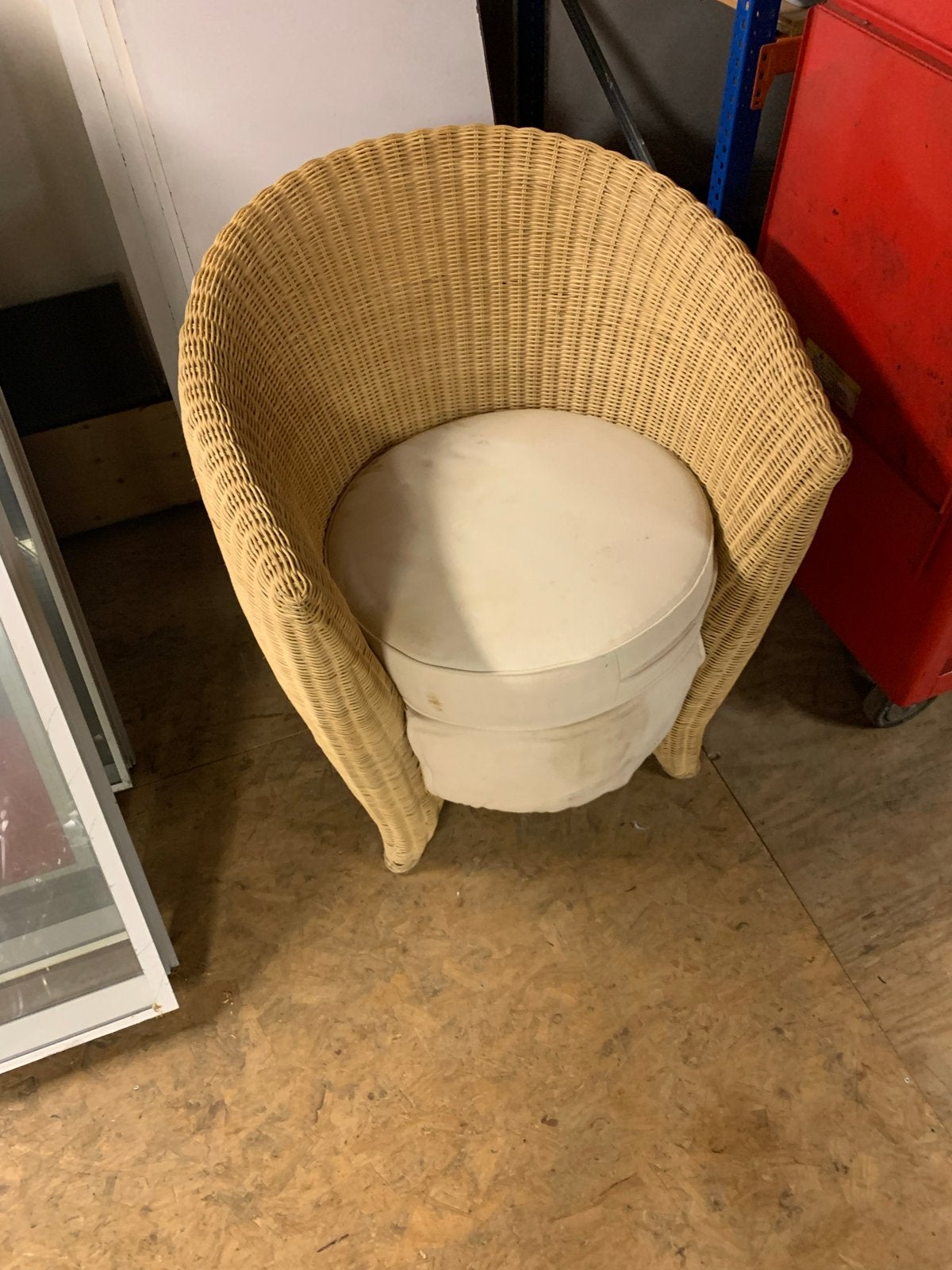 Comfortabele rieten stoel met kussen, Gebruikt, Overige kleuren, Riet of Rotan, Ophalen of Verzenden