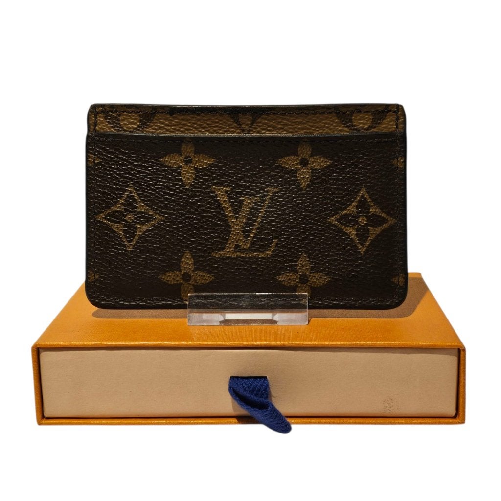 Louis Vuitton M69161 Card Holder Brown, Louis Vuitton, Gebruikt, Support@louisvuitton.com, 2 Rue du Pont Neuf
75001 Paris
France