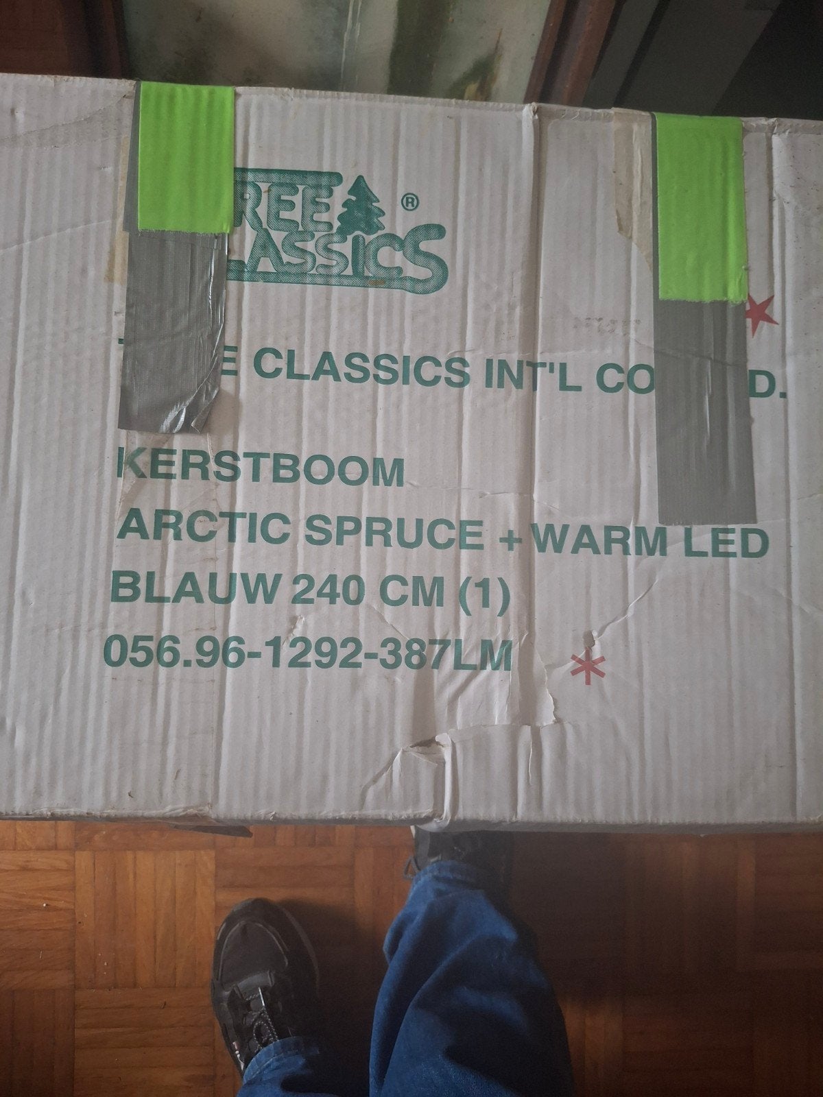 Te koop kerstboom 240cm hoog, Ophalen, Zo goed als nieuw