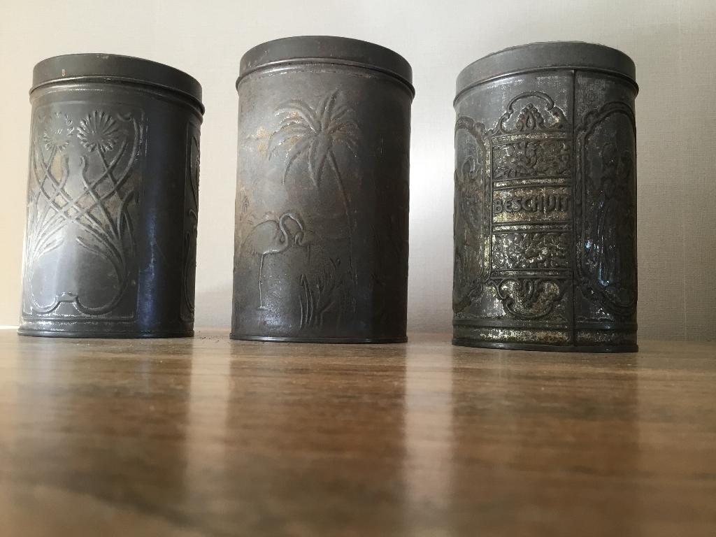 Vintage Beschuit bussen Van Delft Koog aan de Zaan, Verzamelen, Blikken, Ophalen of Verzenden, Gebruikt, Overige
