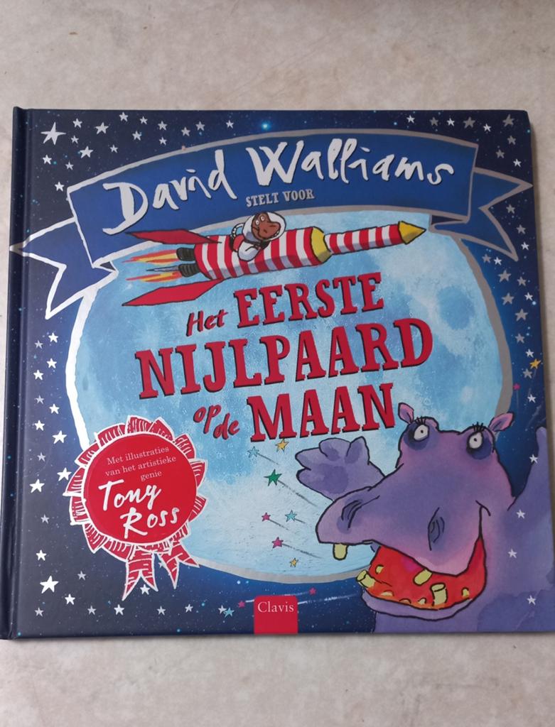 David Walliams - Het eerste nijlpaard op de maan, Ophalen of Verzenden, Zo goed als nieuw, David Walliams