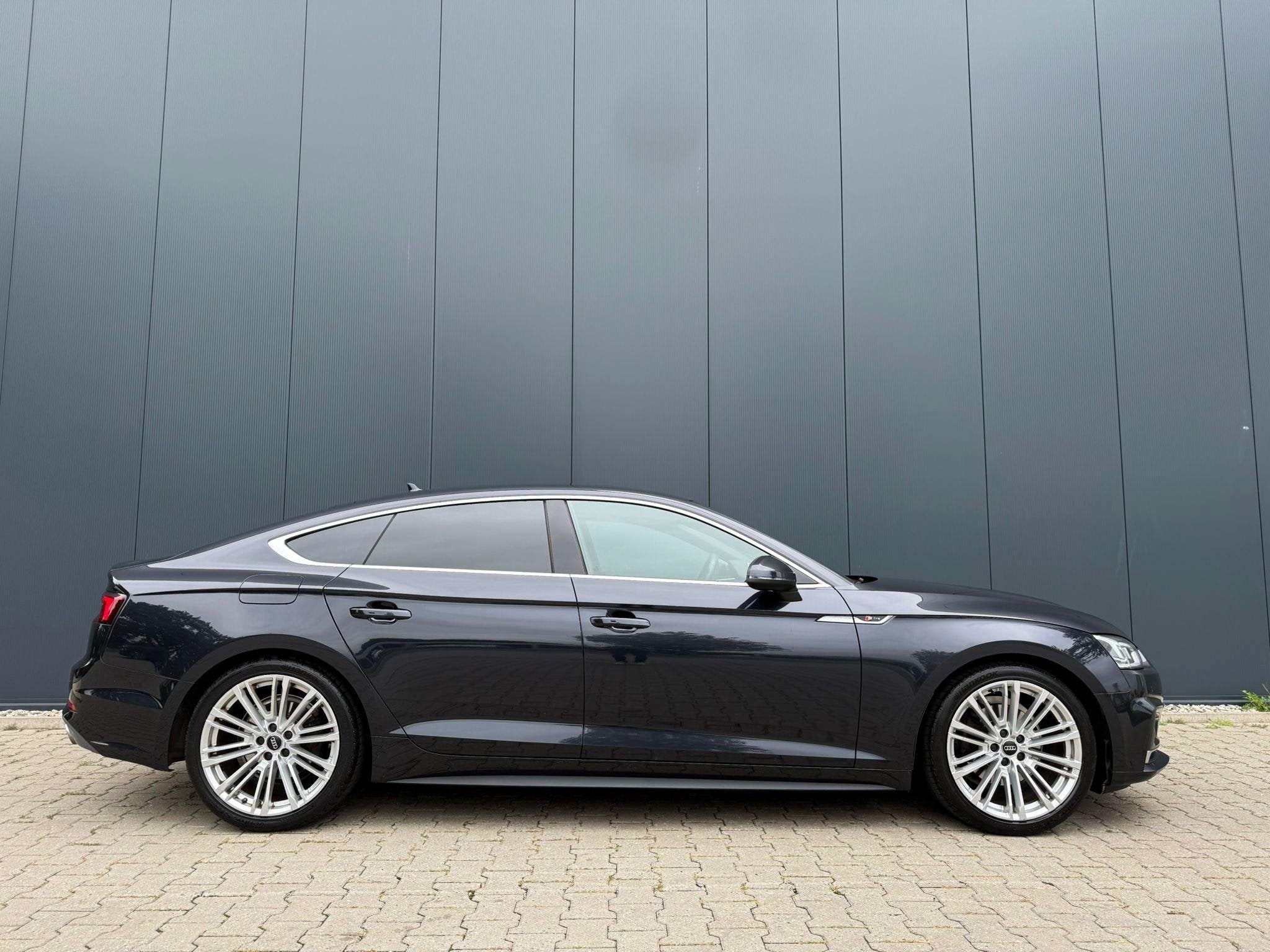 Foto 11 van Audi A5 Sportback 2.0 TFSI MHEV Sport Pro Line virtual / cam