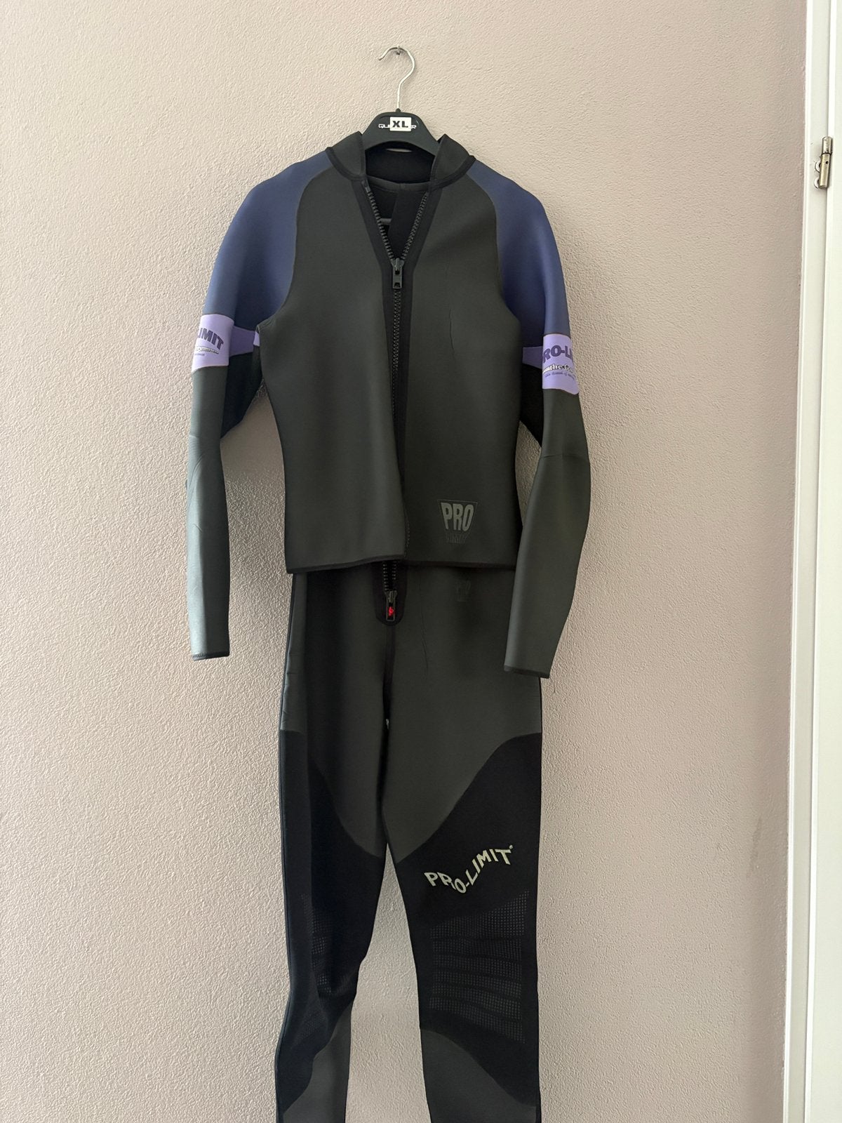 Wetsuit, Watersport en Boten, Ophalen, Gebruikt, Dame of Heer, Wetsuit