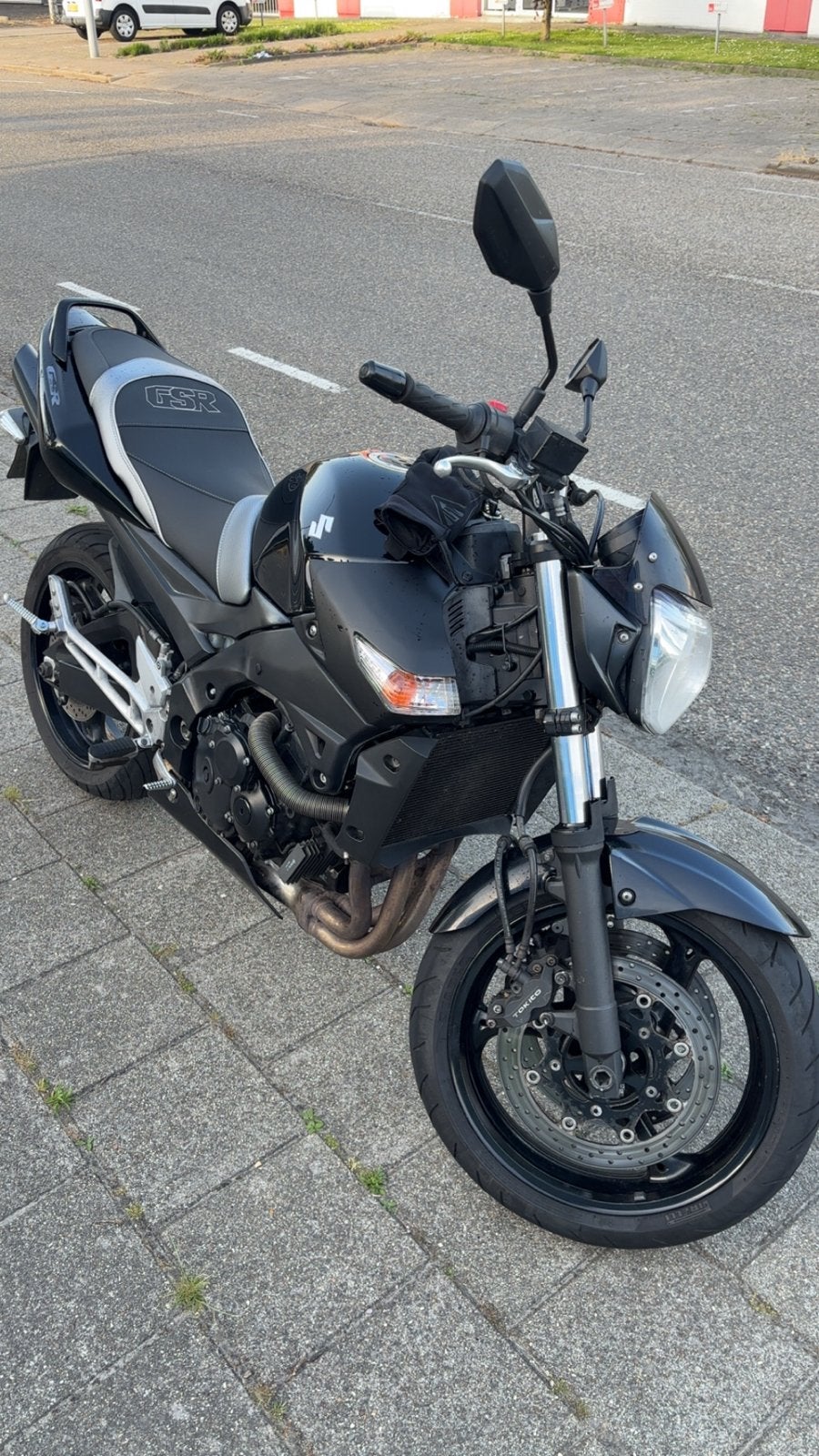 Suzuki GSR 600 A2 (vol vermogen 98 pk) - 2009, 4 cilinders, Gebruikt, Particulier, Meer dan 35 kW