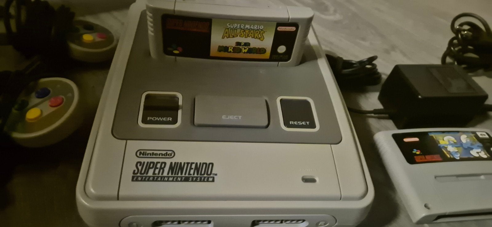 Snes super nintendo 1-chip, Spelcomputers en Games, Ophalen of Verzenden, Gebruikt, Met 2 controllers, Met games