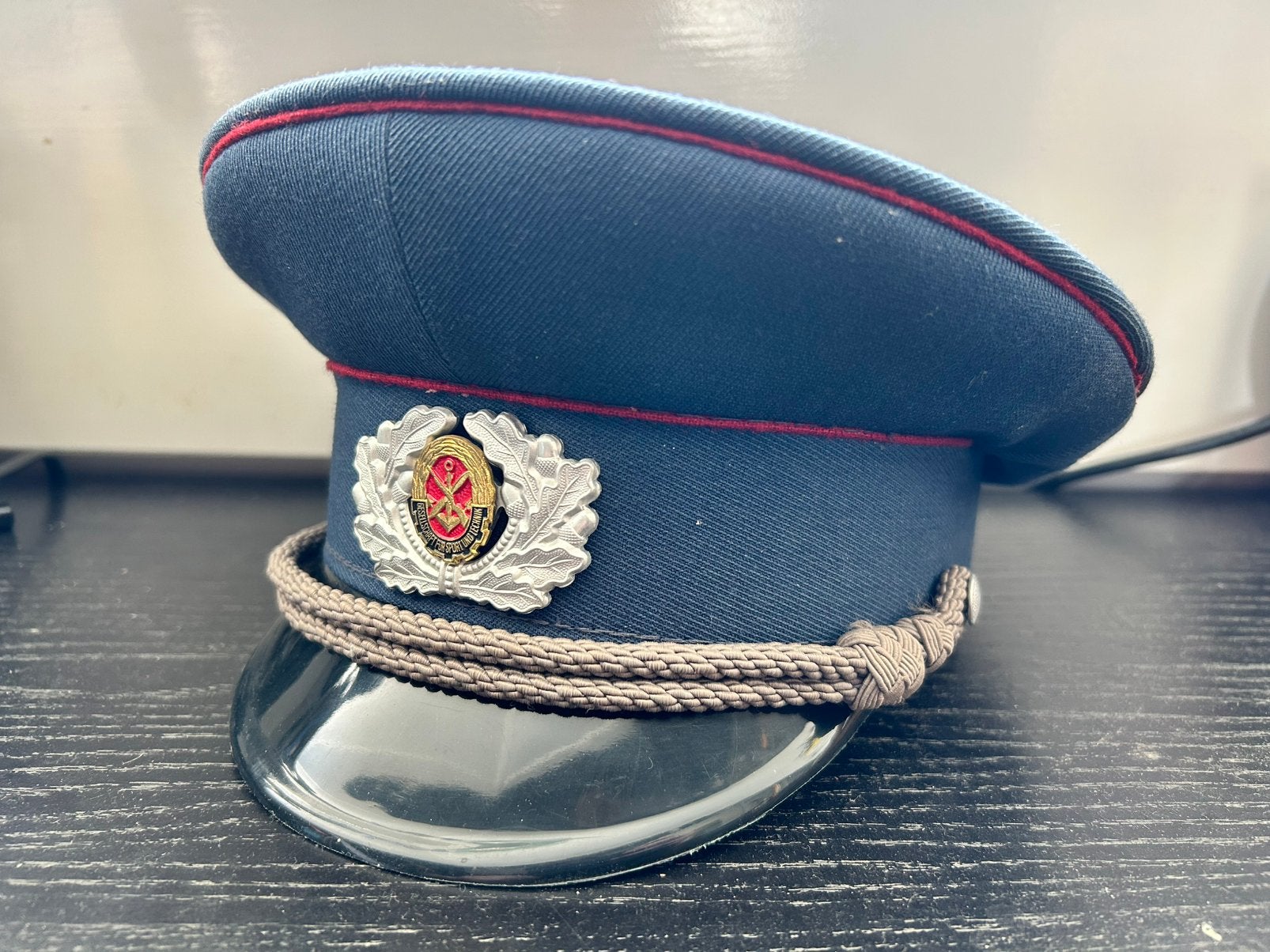DDR GST visor cap, Ophalen of Verzenden, Overige soorten, Duitsland, Kleding of Schoenen