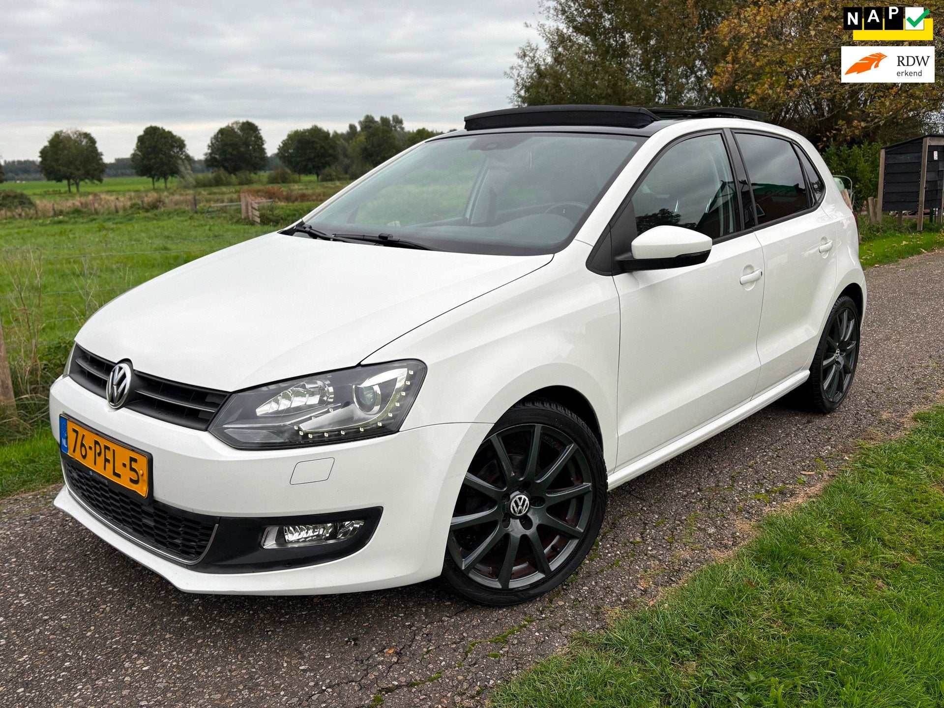 Volkswagen Polo 1.2 TSI Highline ABT|PANO|DSG AUTOMAAT|APK, 4 cilinders, Origineel Nederlands, 19 km/l, 560 kg