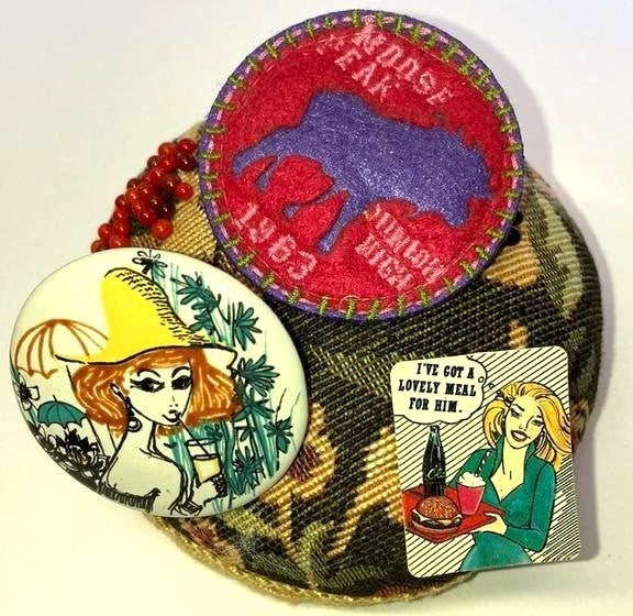 Diverse Broche Prijs is per stuk!!, Ophalen