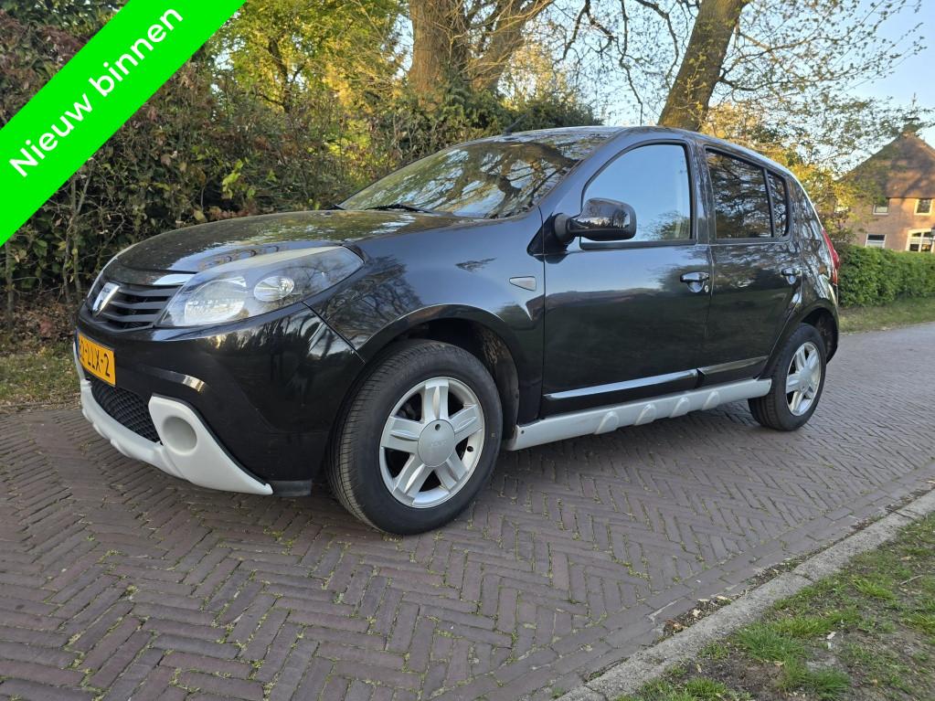 Dacia Sandero 1.2 Blackline (bj 2010), Auto's, Dacia, Bedrijf, Te koop, Sandero, ABS, Airbags, Airconditioning, Alarm, Boordcomputer