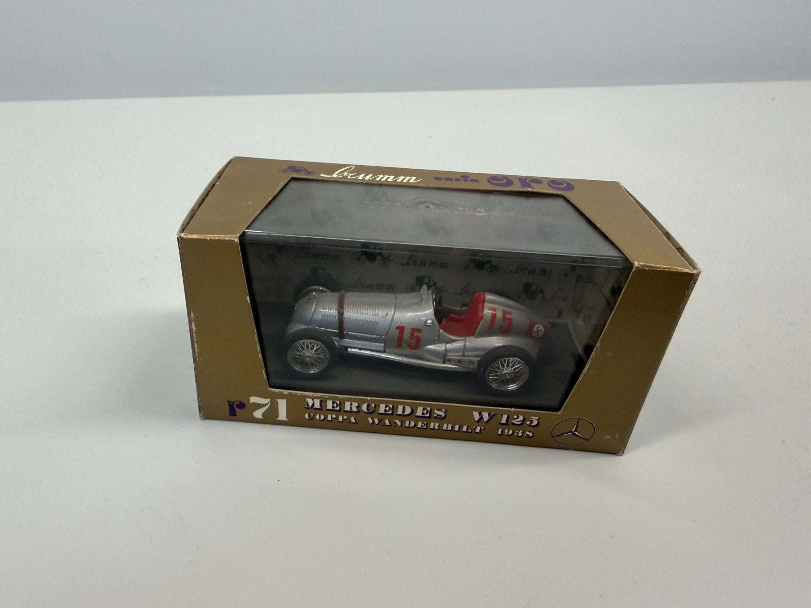 Mercedes W125, Hobby en Vrije tijd, Modelauto's | 1:43, Ophalen of Verzenden, Zo goed als nieuw, Auto, Overige merken