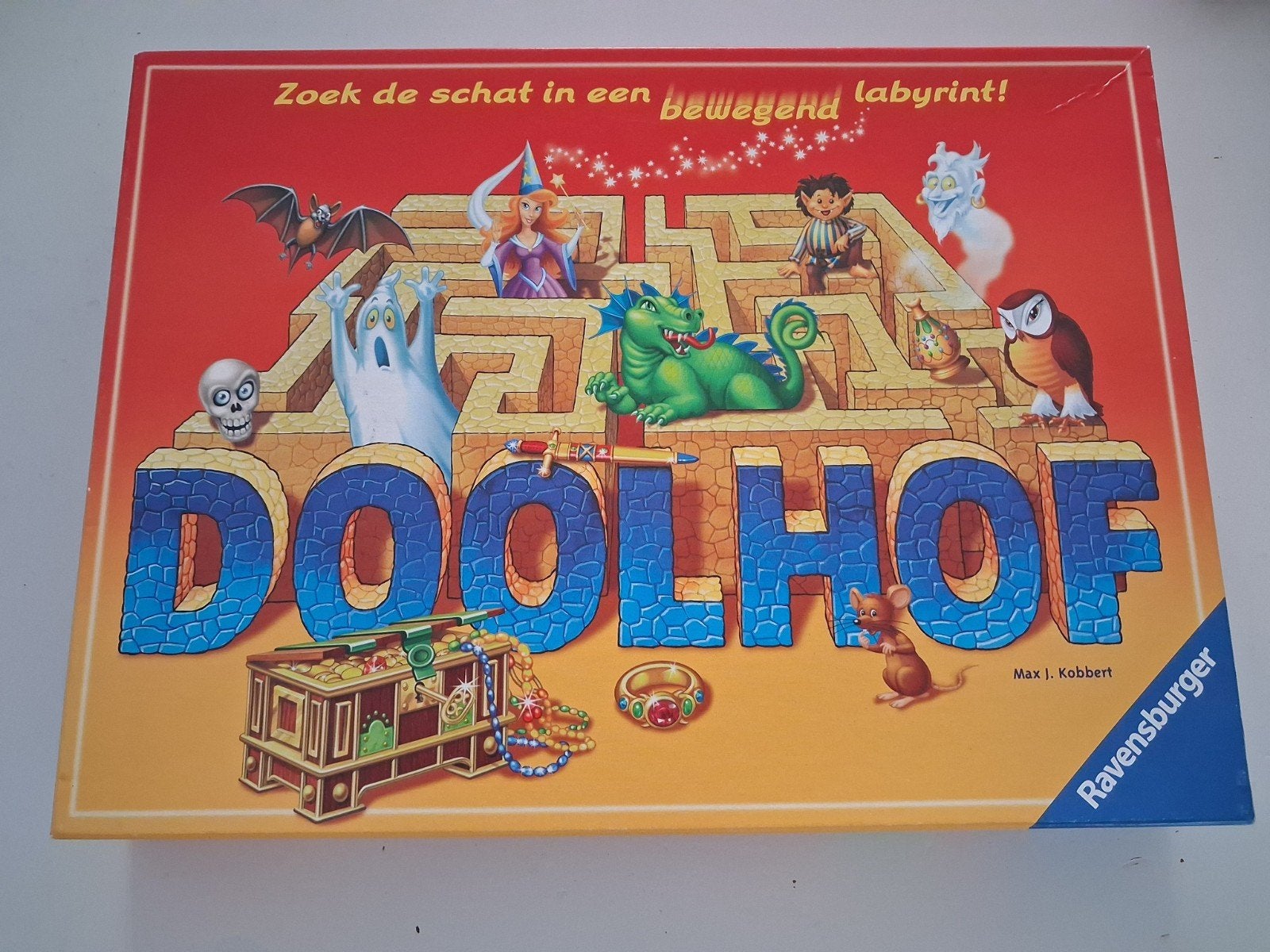 Gezelschapsspel Doolhof, Ophalen