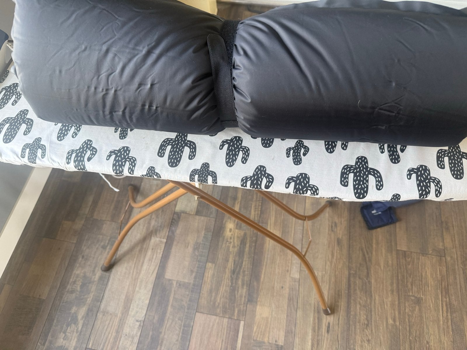 Zelfopblaasbaar matras - weinig gebruikt, Ophalen, Zo goed als nieuw