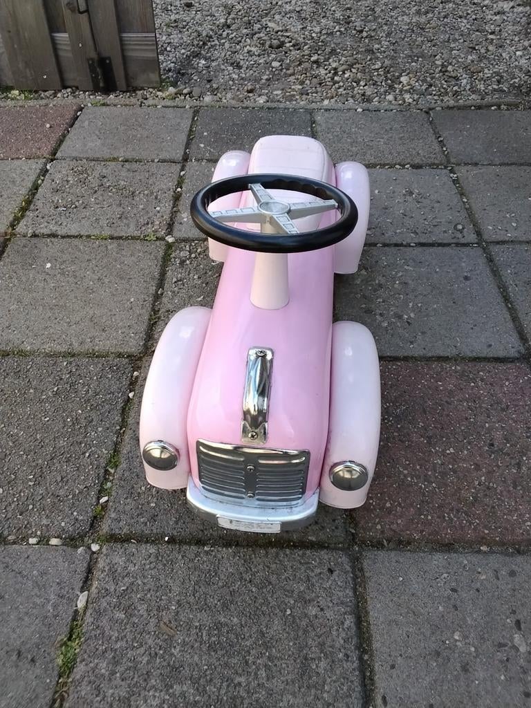 Retro loopauto baghera kleur roze € 30, Kinderen en Baby's, Speelgoed | Buiten | Voertuigen en Loopfietsen, Ophalen of Verzenden
