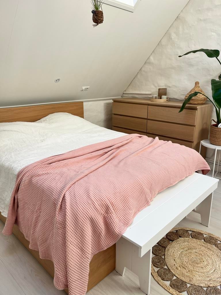 IKEA Vareld bedsprei - Zo goed als nieuw, Tweepersoons, Ophalen of Verzenden, Roze, Deken of Dekbed