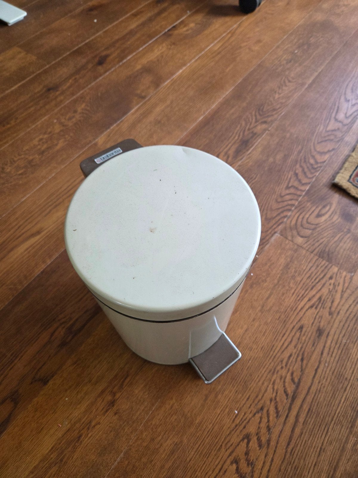 Vintage pedaalemmer - Crème met zwart binnenwerk, Ophalen, 50 – 75, Gebruikt, Met pedaal