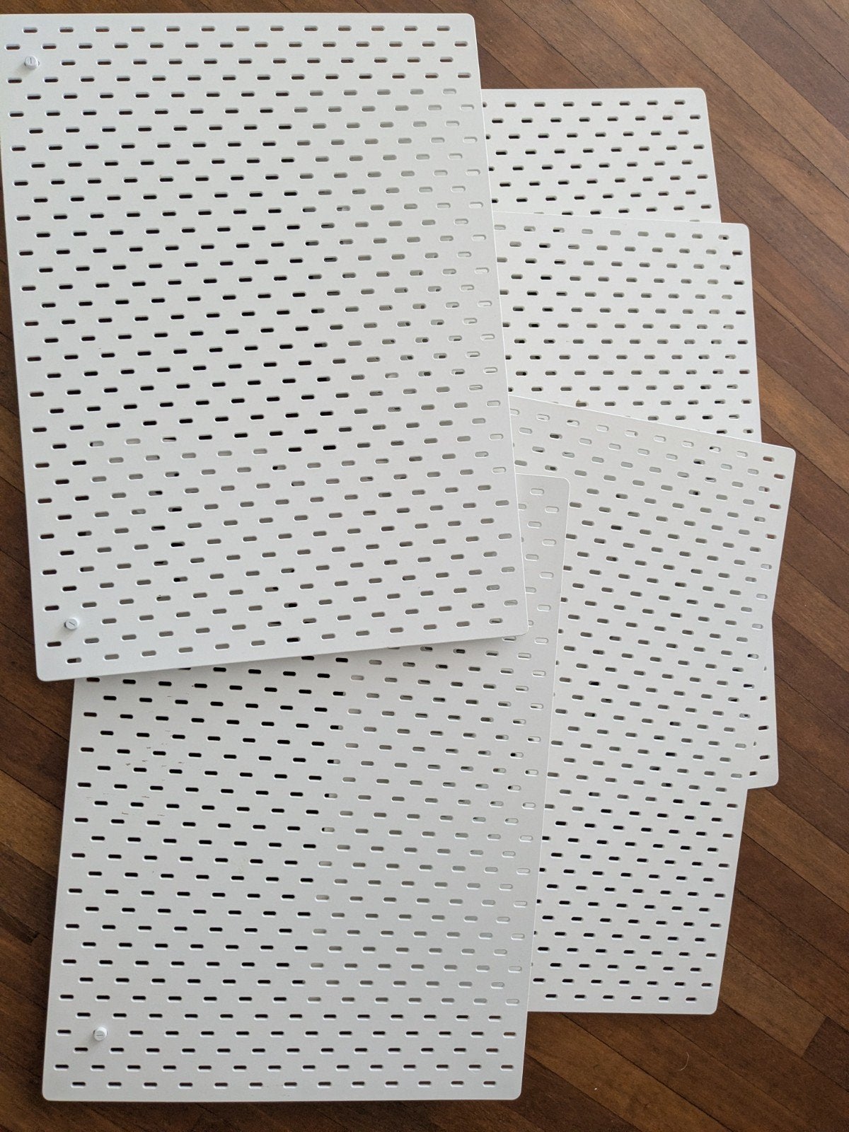 IKEA SKÅDIS Opbergbord met accessoires - Wit, Ophalen, Hout, Gebruikt, Modern