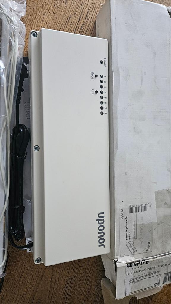 NIEUW Uponor Matybobe smart Hub controller voor
-Vloerverwar, Minder dan 30 cm, Overige typen, Nieuw, Minder dan 60 cm