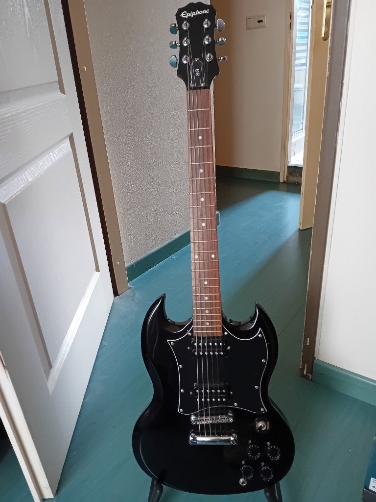 gitaren epiphone-maison- aria, Ophalen, Gebruikt, Solid body, Epiphone
