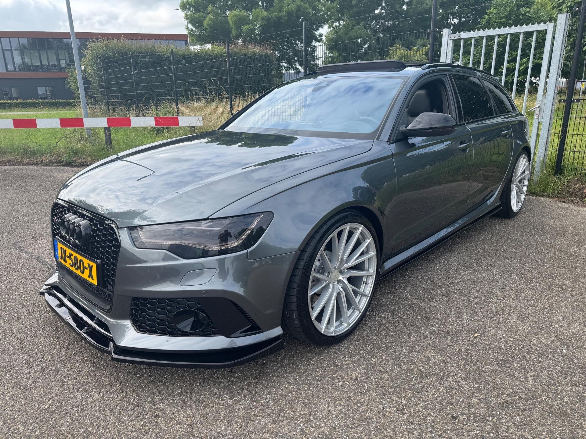 Audi RS6