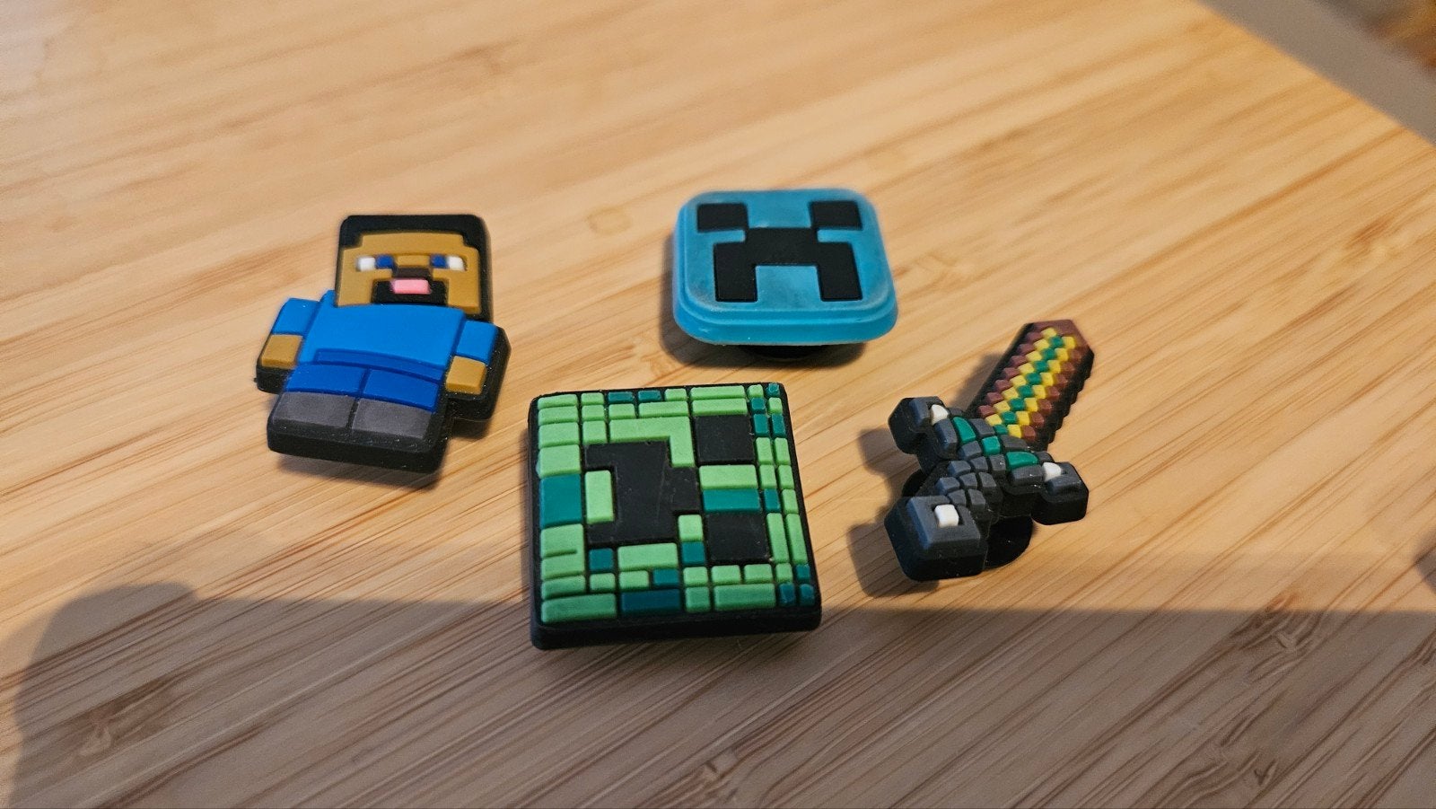 Minecraft Crocs Jibbitz - Steve, Creeper, Zwaard, Ophalen of Verzenden, Zo goed als nieuw, Jongen of Meisje