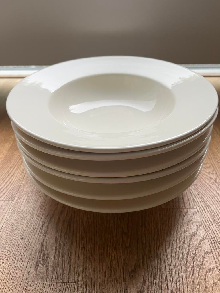 6 diepe borden voor pasta of soep, Huis en Inrichting, Keuken | Servies, Ophalen, Zo goed als nieuw, Bord(en), Overige stijlen