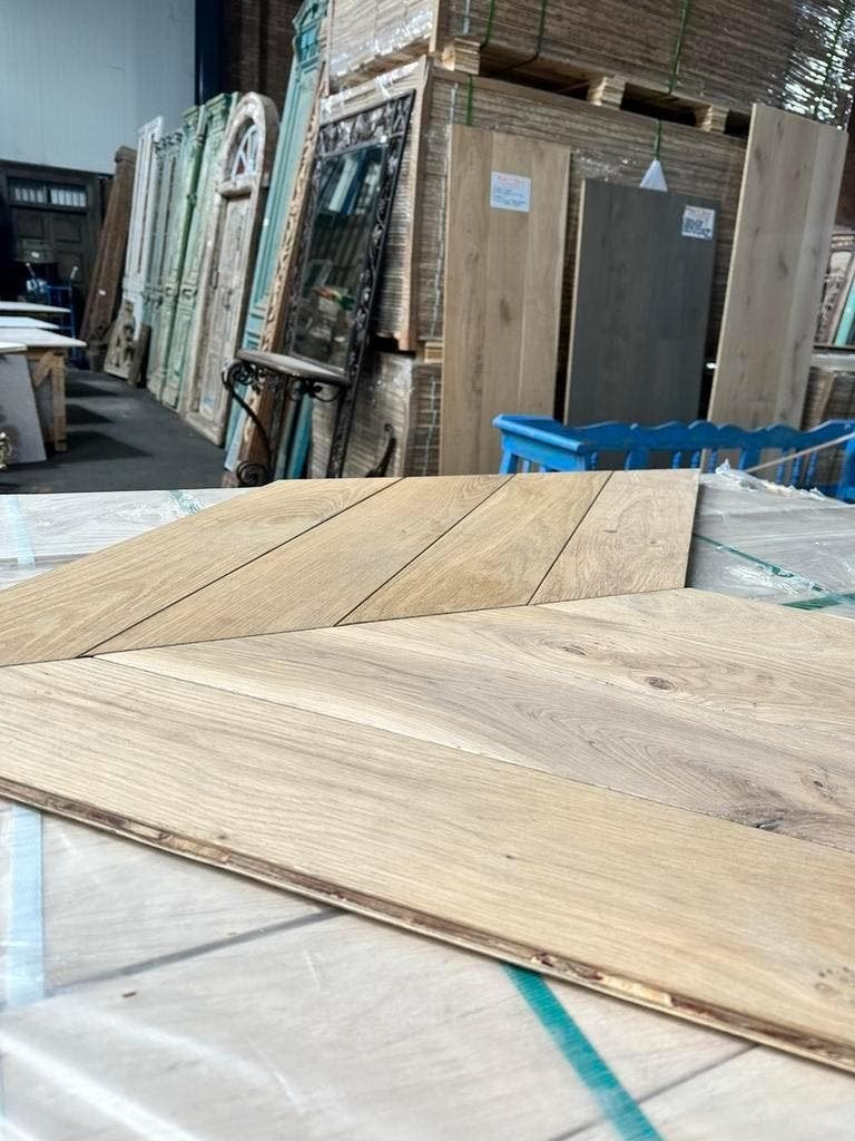 EIKEN CHEVRON HONGAARSE PUNT MULTIPLANK KANT & KLAAR GEOLIED, Huis en Inrichting, Stoffering | Vloerbedekking, Ophalen of Verzenden
