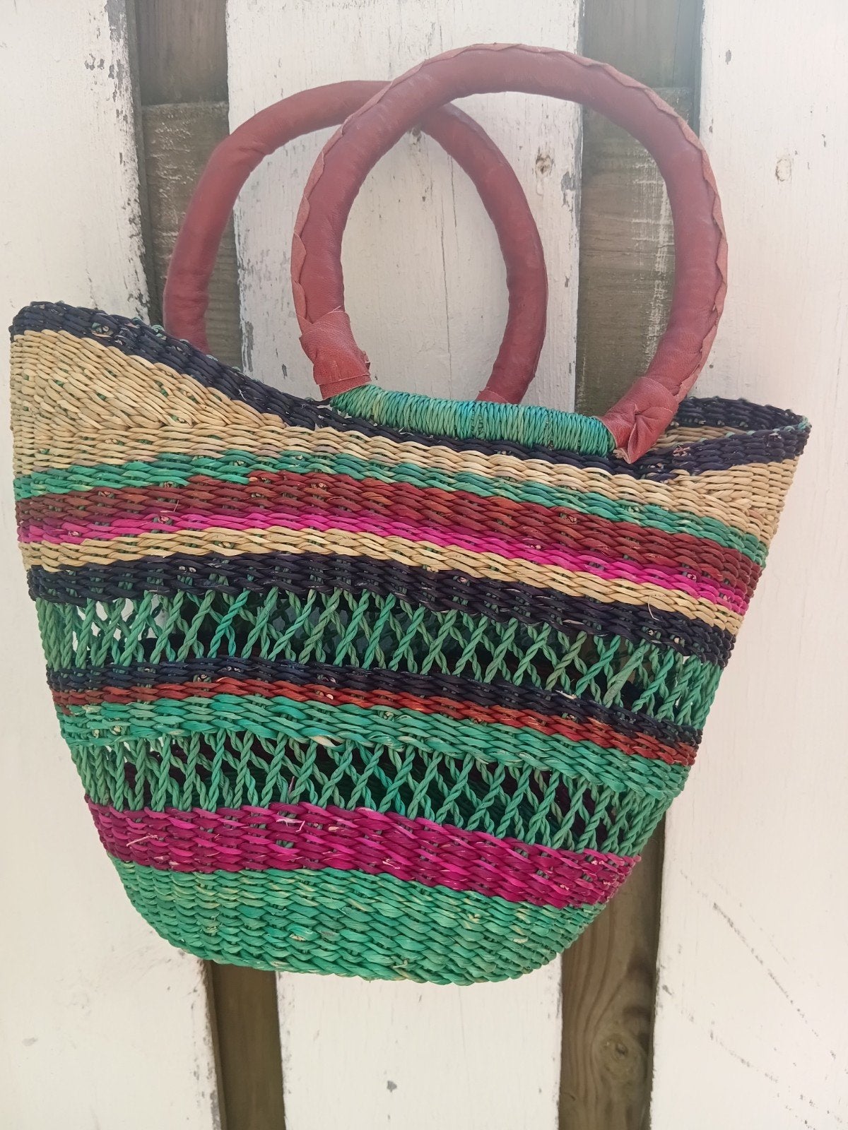 Kleine U-shopper 26x30 cm. Bolgatanga Ghana  uniek, Ophalen of Verzenden, Nieuw, Ovaal, Overige materialen