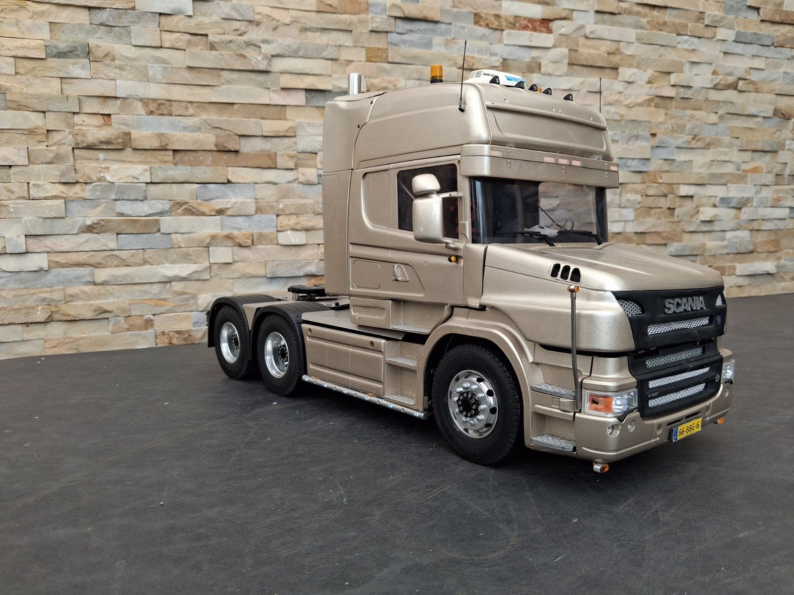 tamiya scania, Hobby en Vrije tijd, Modelbouw | Radiografisch | Auto's, Gebruikt, Schaal 1:14, Auto onroad, RTR (Ready to Run)
