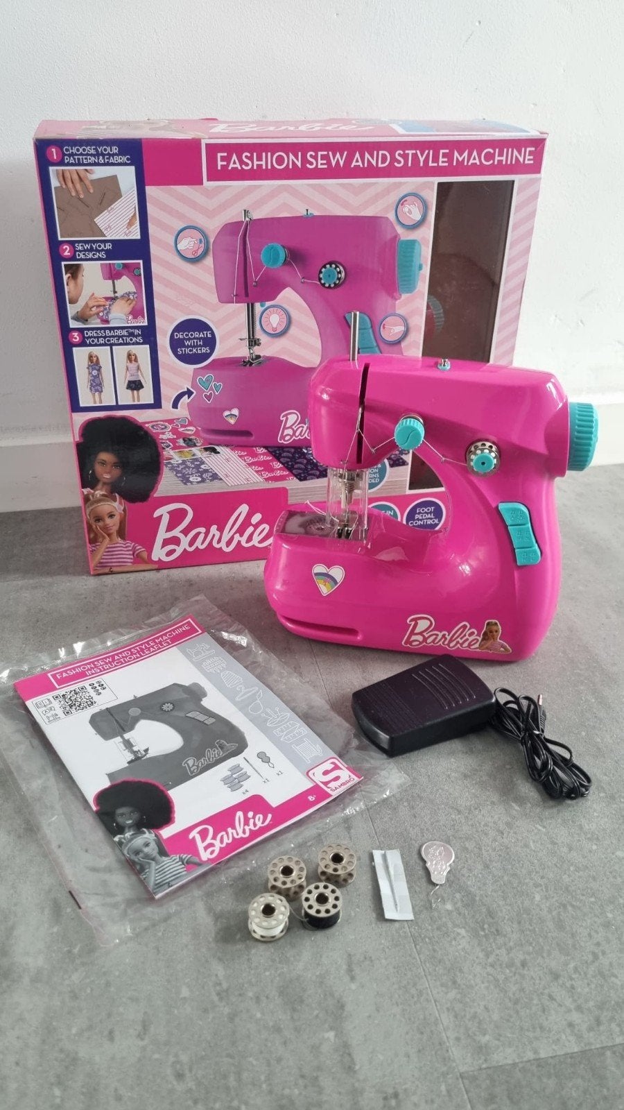 Barbie Naaimachine - Zo goed als nieuw, Ophalen, Zo goed als nieuw, Overige typen