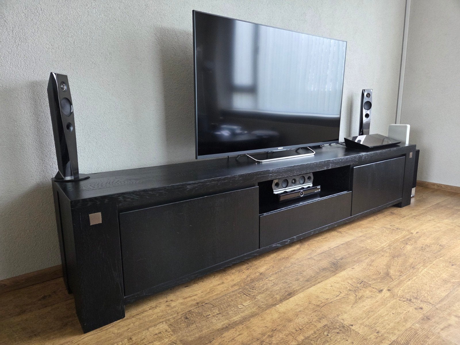 Zwarte eikenhouten TV meubel en salontafel van de zelfde se, Ophalen, Gebruikt, Eikenhout, Minder dan 100 cm