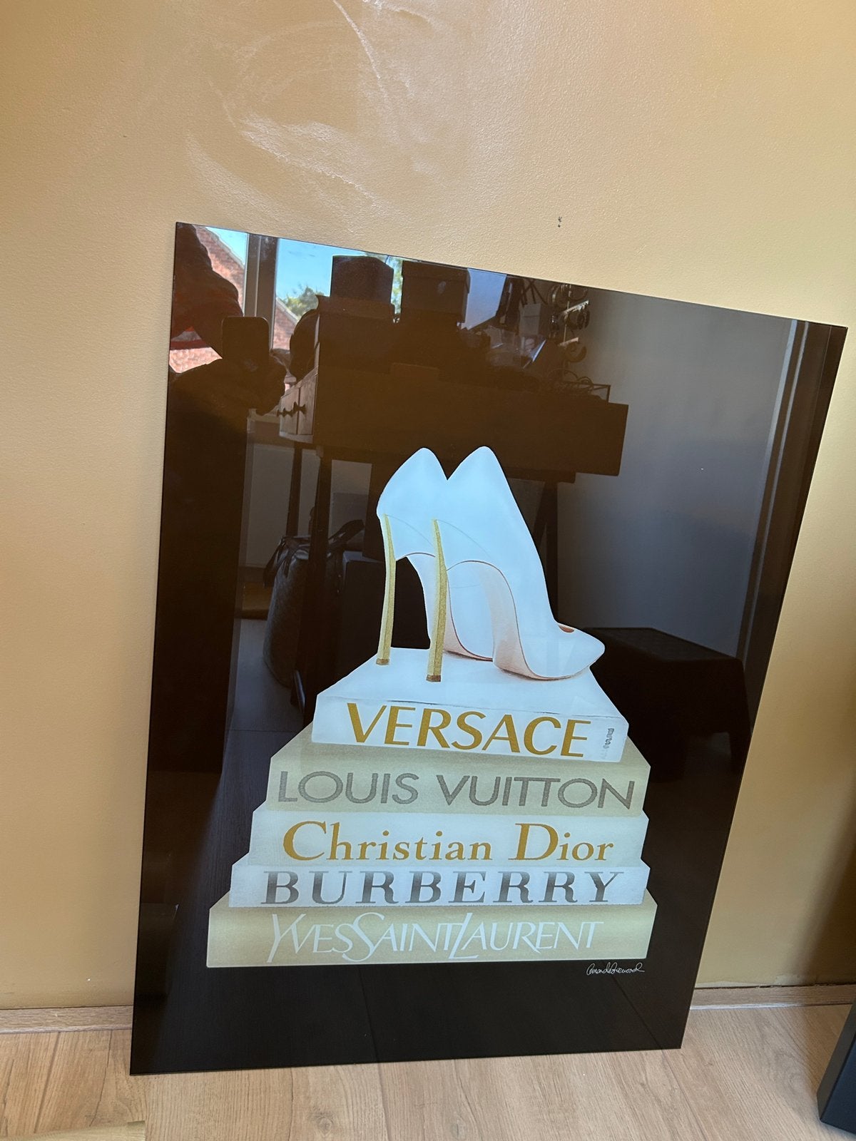 Glasschilderij Ter Halle - Versace Dior Louis Vuitton, Ophalen