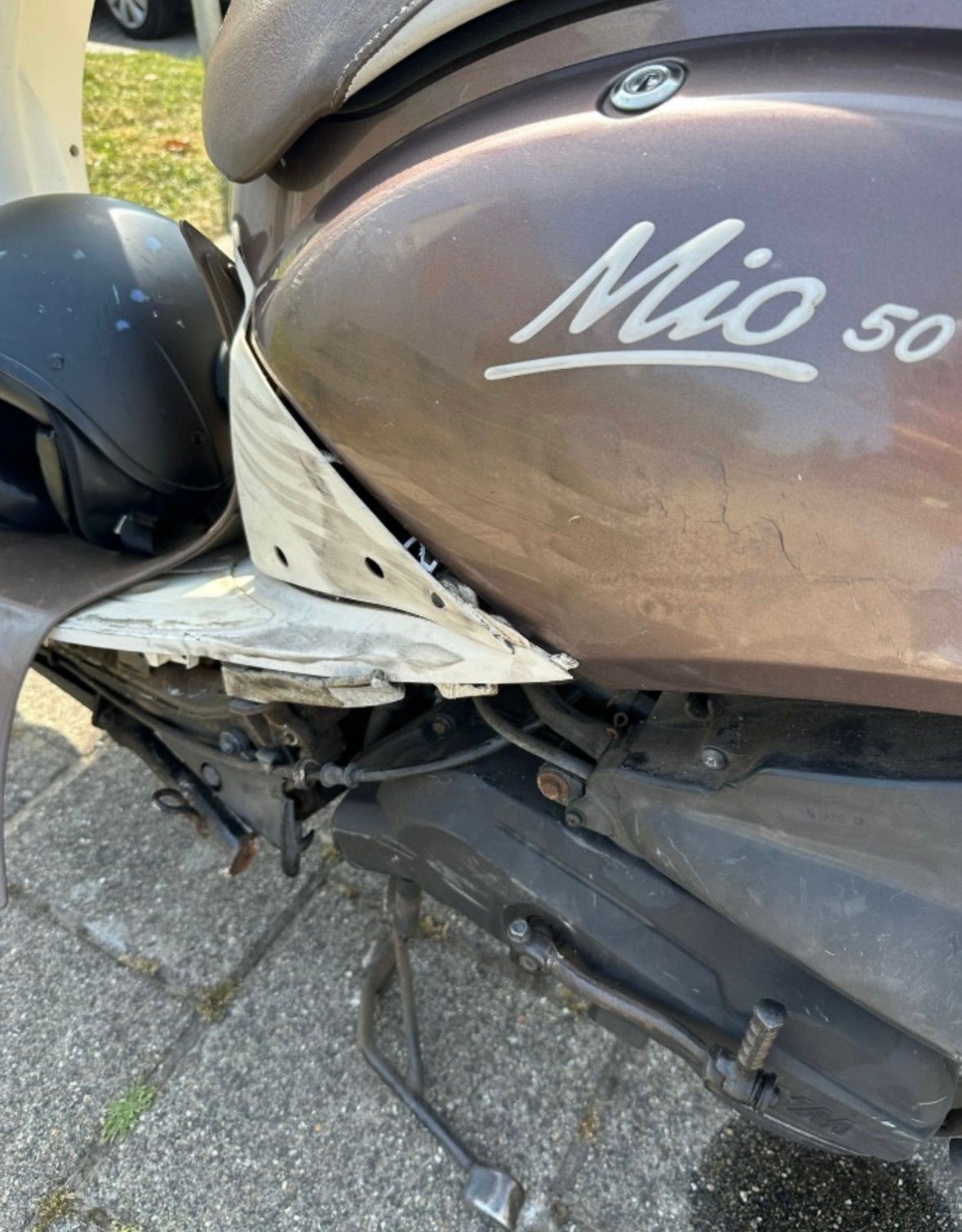 Scooter total loss, Fietsen en Brommers, Ophalen, Zo goed als nieuw, Benzine, Overige modellen